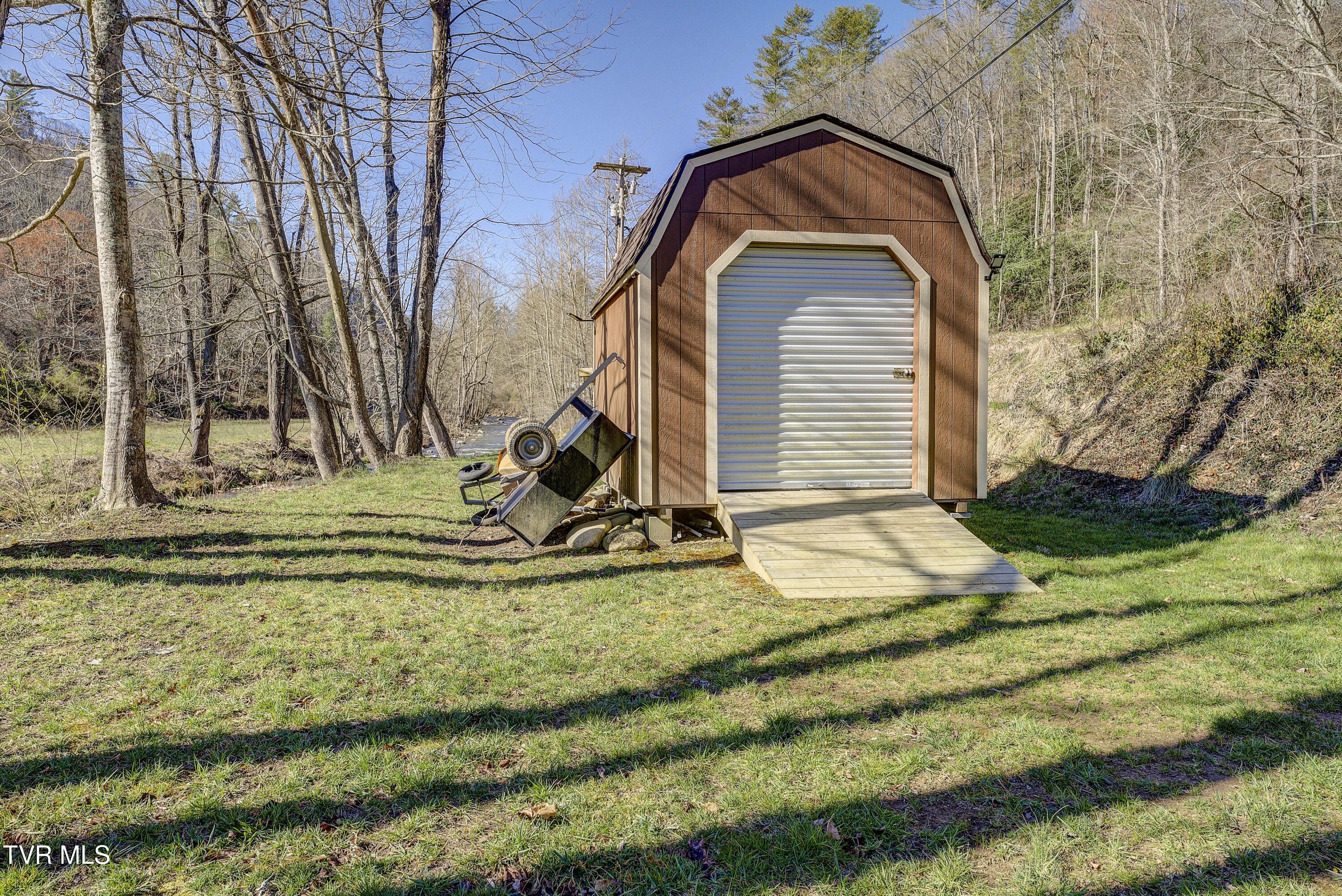 200 Clear Branch Road Erwin, TN 37650 - Photo 33 of 74 Clearbranch-31