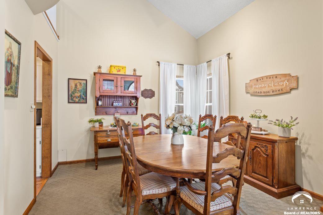 3308 Southeast Peck Road Topeka, KS 66605 - Photo 8 of 32