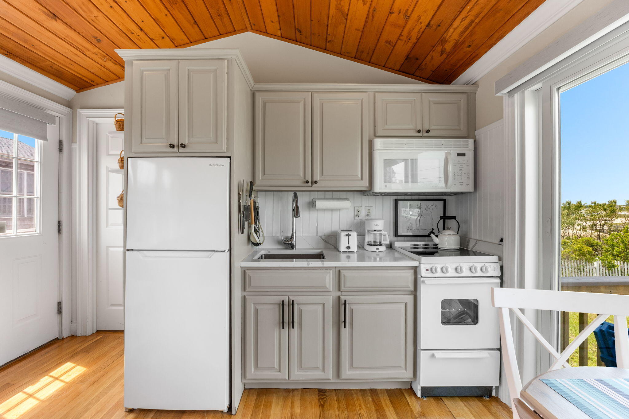 9 Windemere Road, Unit 8 West Yarmouth, MA 02673 - Photo 10 of 38 9-web-or-mls-9-windemere-rd