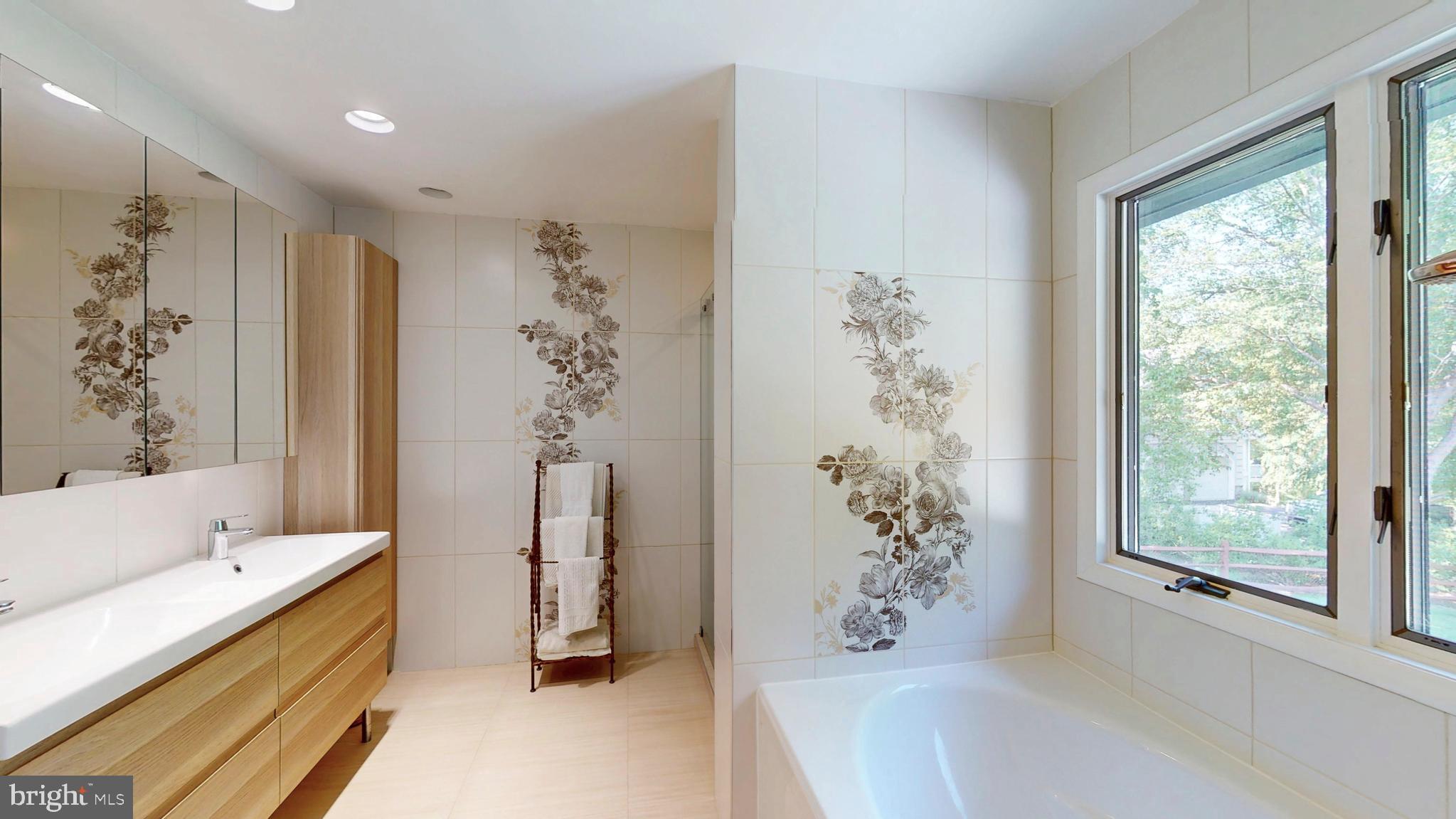 317 Springvale Road Great Falls, VA 22066 - Photo 32 of 98