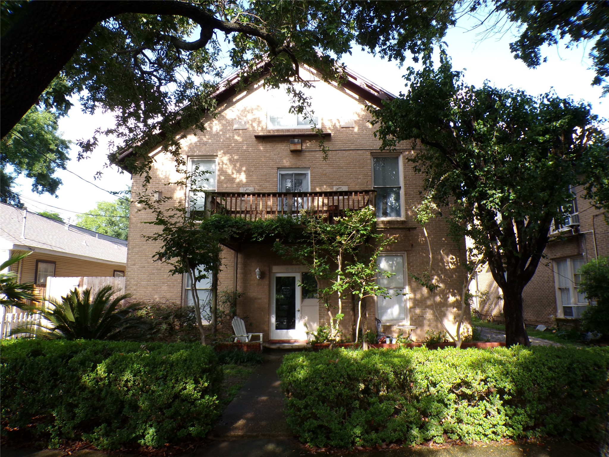 3416 Morrison Street, Unit 9 Houston, TX 77009 - Photo 36 of 38 Lots of great trees.