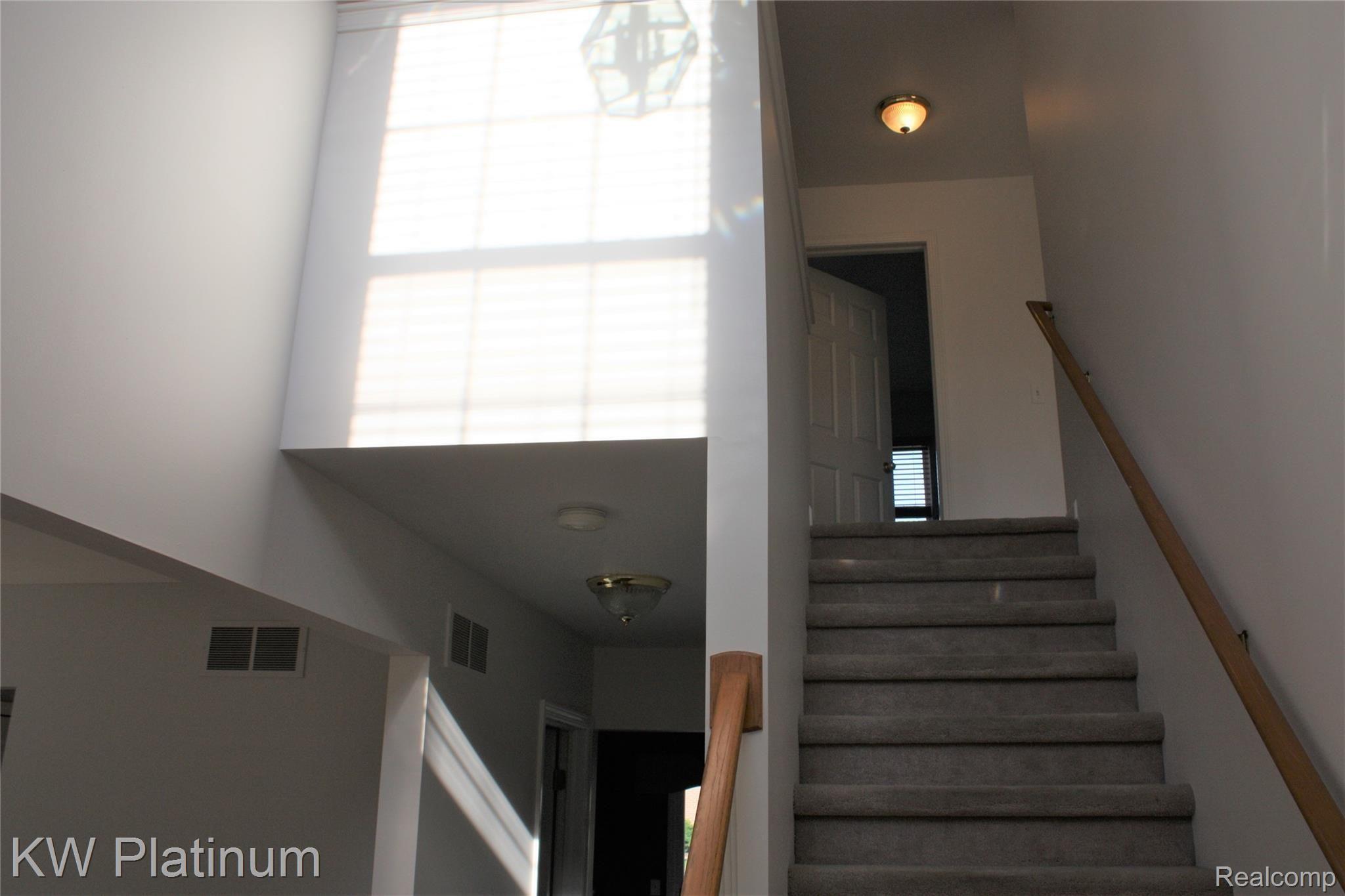 1886 River Road St. Clair, MI 48079 - Photo 10 of 24 IMG_0602.JPG