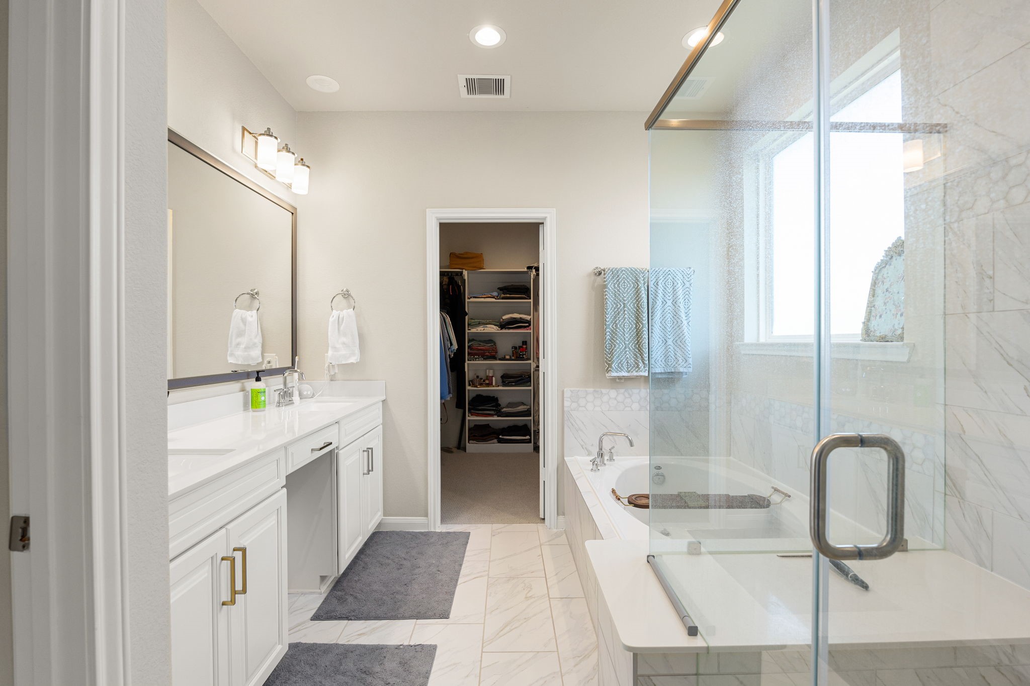 4114 Upland Bend Drive Houston, TX 77080 - Photo 25 of 46