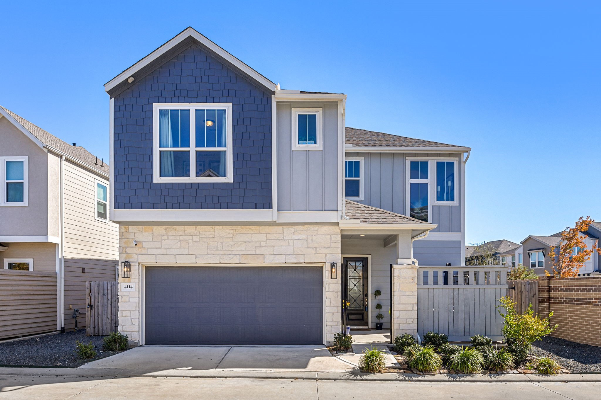 4114 Upland Bend Drive Houston, TX 77080 - Photo 3 of 46