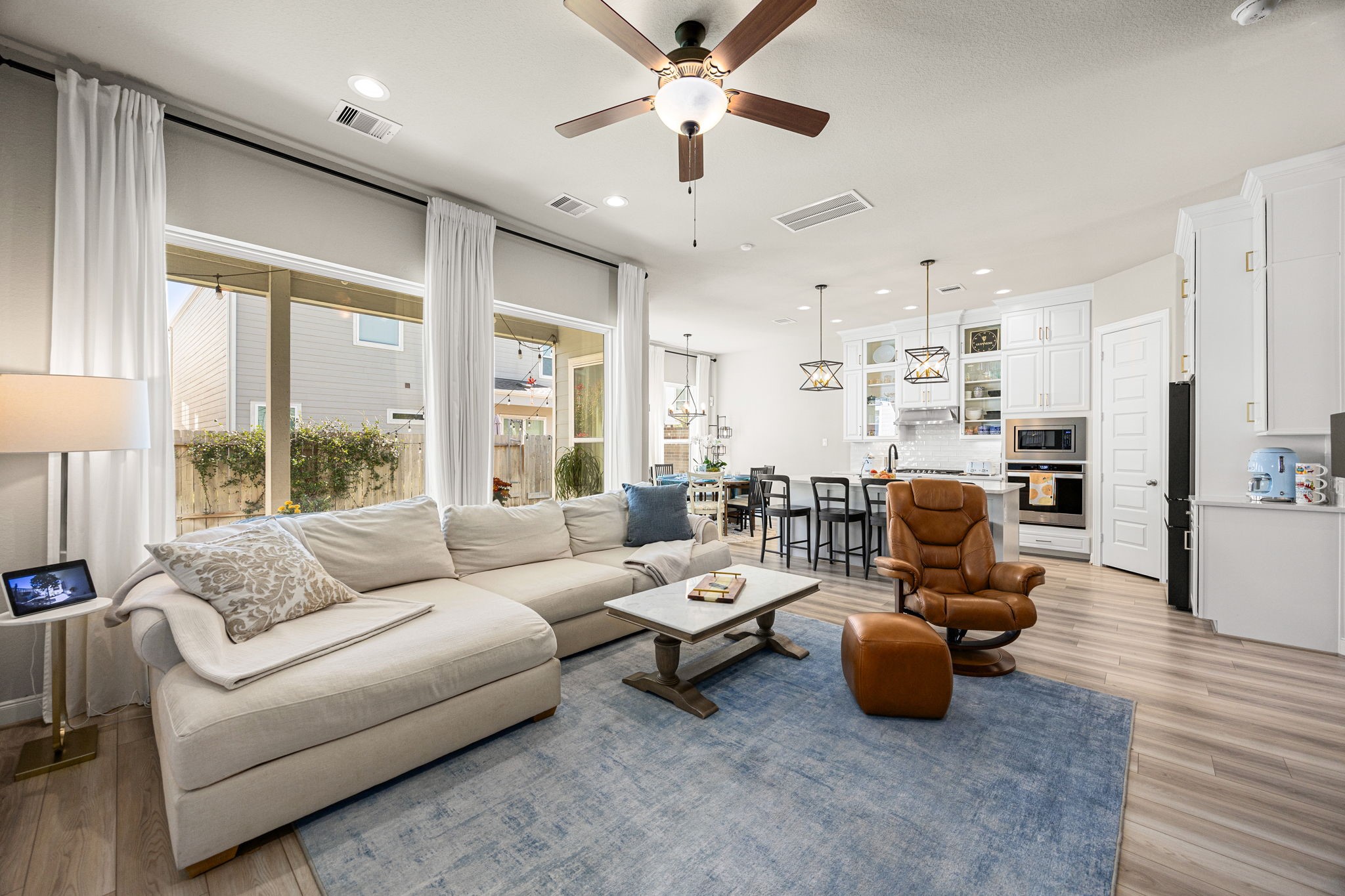 4114 Upland Bend Drive Houston, TX 77080 - Photo 10 of 46