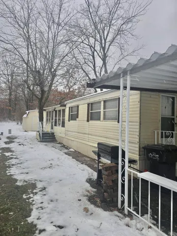 $29,500 | 1565 M-63 Benton Harbor, Unit 94, Benton Harbor, MI 49022