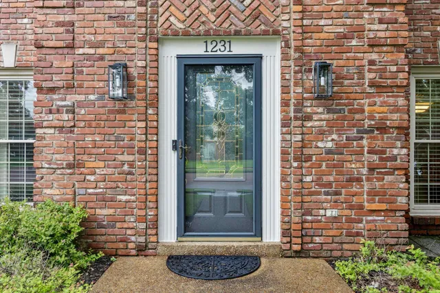 $458,000 | 1231 Pinnacle Point Drive, Collierville, TN 38017