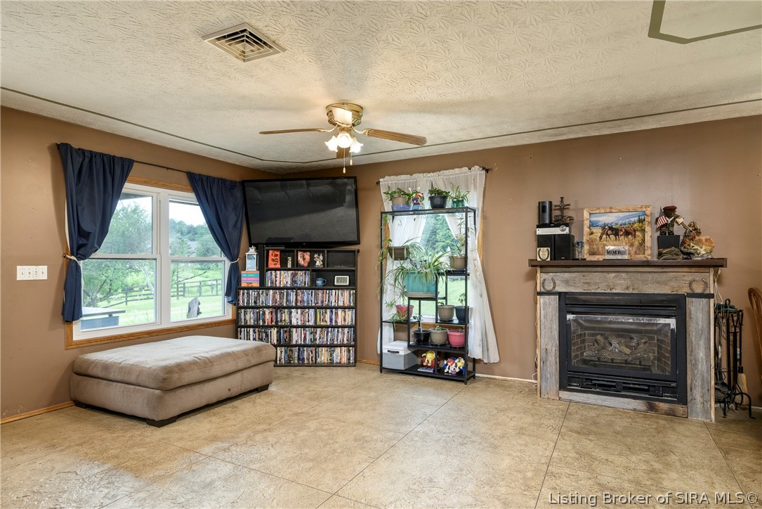 8014 Ridge Way Georgetown, IN 47122 - Photo 6 of 51