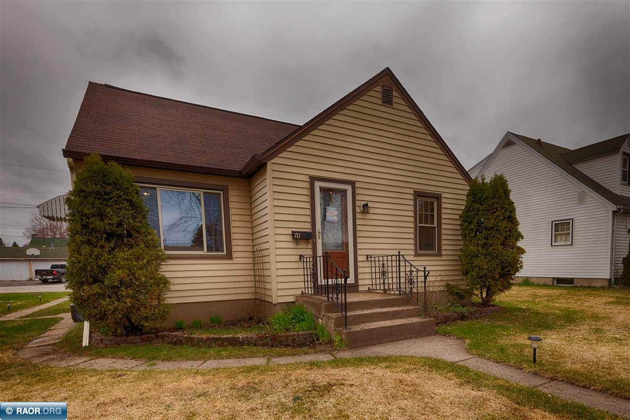 711 South 5th Avenue Virginia, MN 55792 - Photo 3 of 25