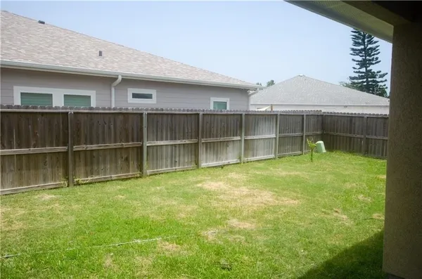 $2,500 | 13942 Whitecap Boulevard, Corpus Christi, TX 78418