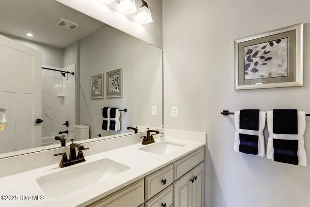 $444,990 | 4032 Farmfield Drive, Leland, NC 28451