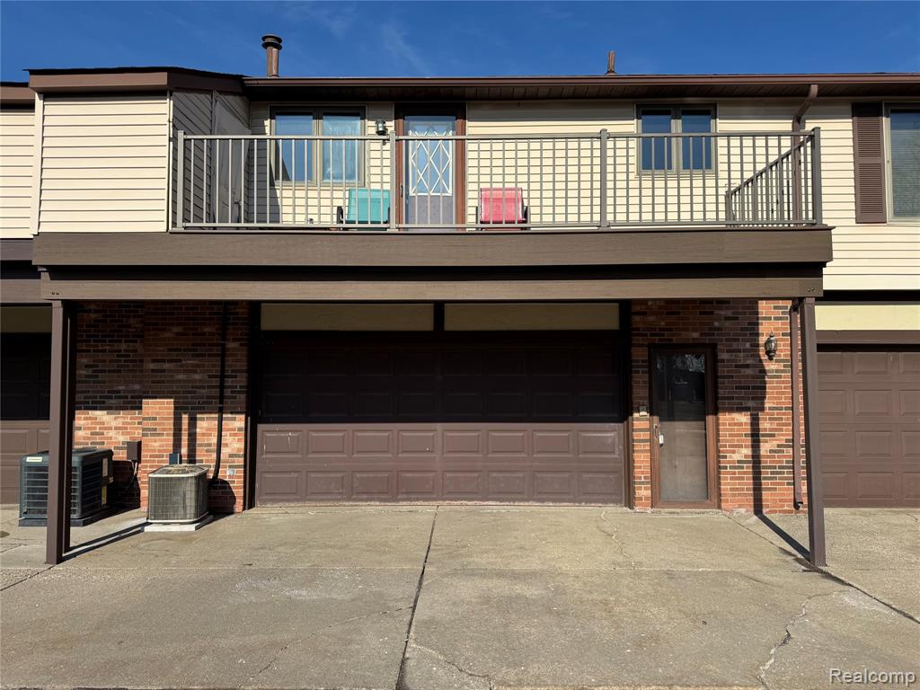2346 London Bridge Drive Rochester, MI 48307 - Photo 3 of 24