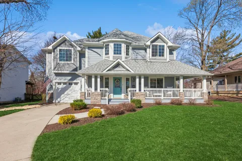 $1,050,000 | 422 Logan Avenue, Geneva, IL 60134