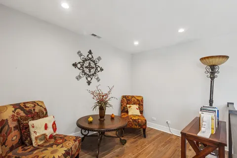 $1,050,000 | 422 Logan Avenue, Geneva, IL 60134