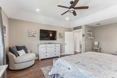 $1,050,000 | 422 Logan Avenue, Geneva, IL 60134