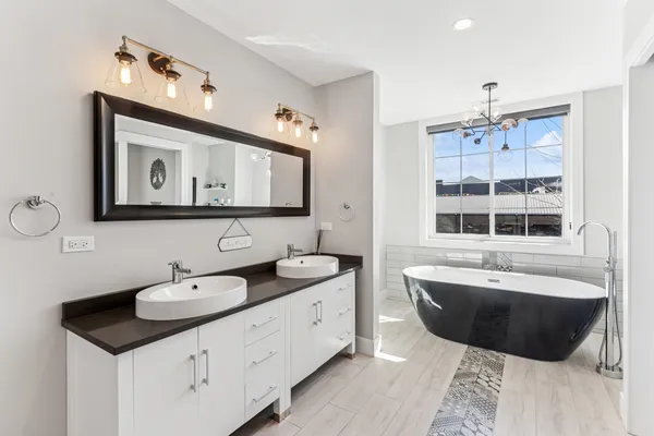 $1,050,000 | 422 Logan Avenue, Geneva, IL 60134