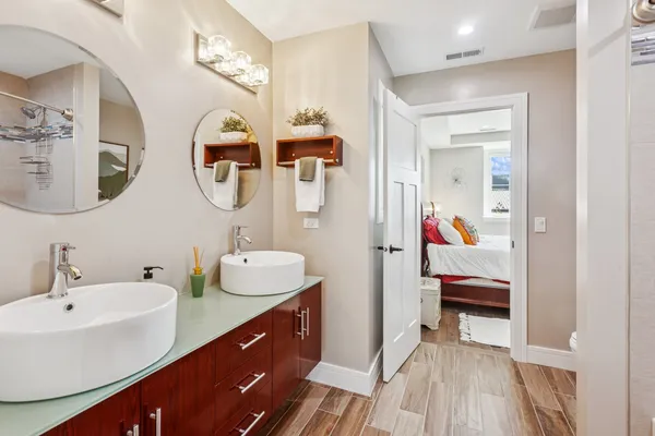 $1,050,000 | 422 Logan Avenue, Geneva, IL 60134