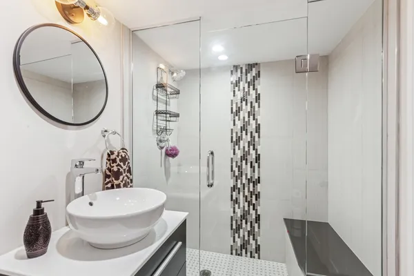 $1,050,000 | 422 Logan Avenue, Geneva, IL 60134