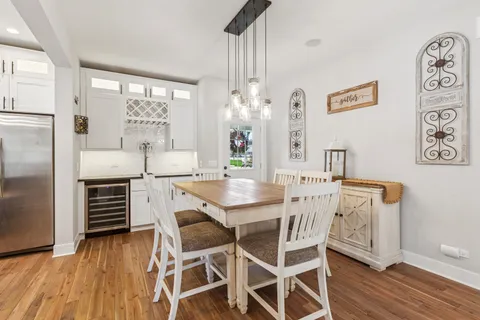 $1,050,000 | 422 Logan Avenue, Geneva, IL 60134