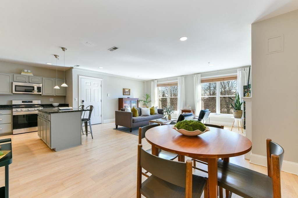 1306 Columbia Road, Unit 3C Boston, MA 02127 - Photo 9 of 23