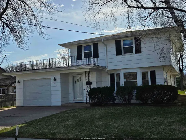 $329,900 | 1823 North Alvin Street, Appleton, WI 54911