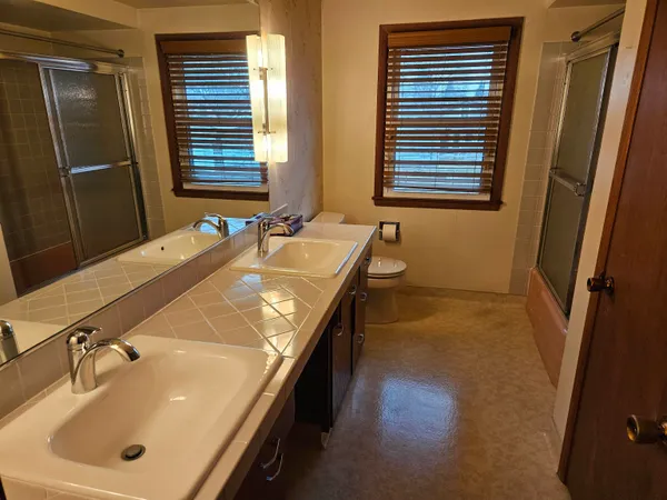 $329,900 | 1823 North Alvin Street, Appleton, WI 54911