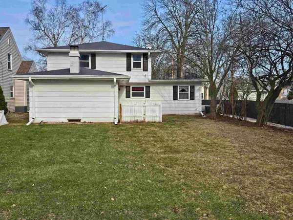 $329,900 | 1823 North Alvin Street, Appleton, WI 54911