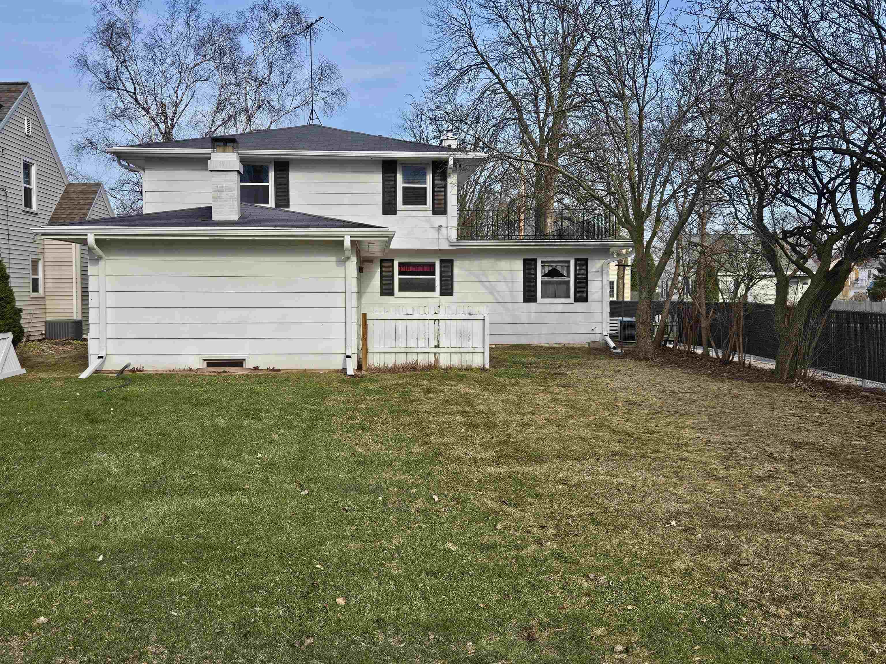 1823 North Alvin Street Appleton, WI 54911 - Photo 2 of 44