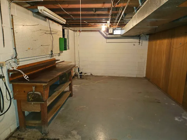 $329,900 | 1823 North Alvin Street, Appleton, WI 54911