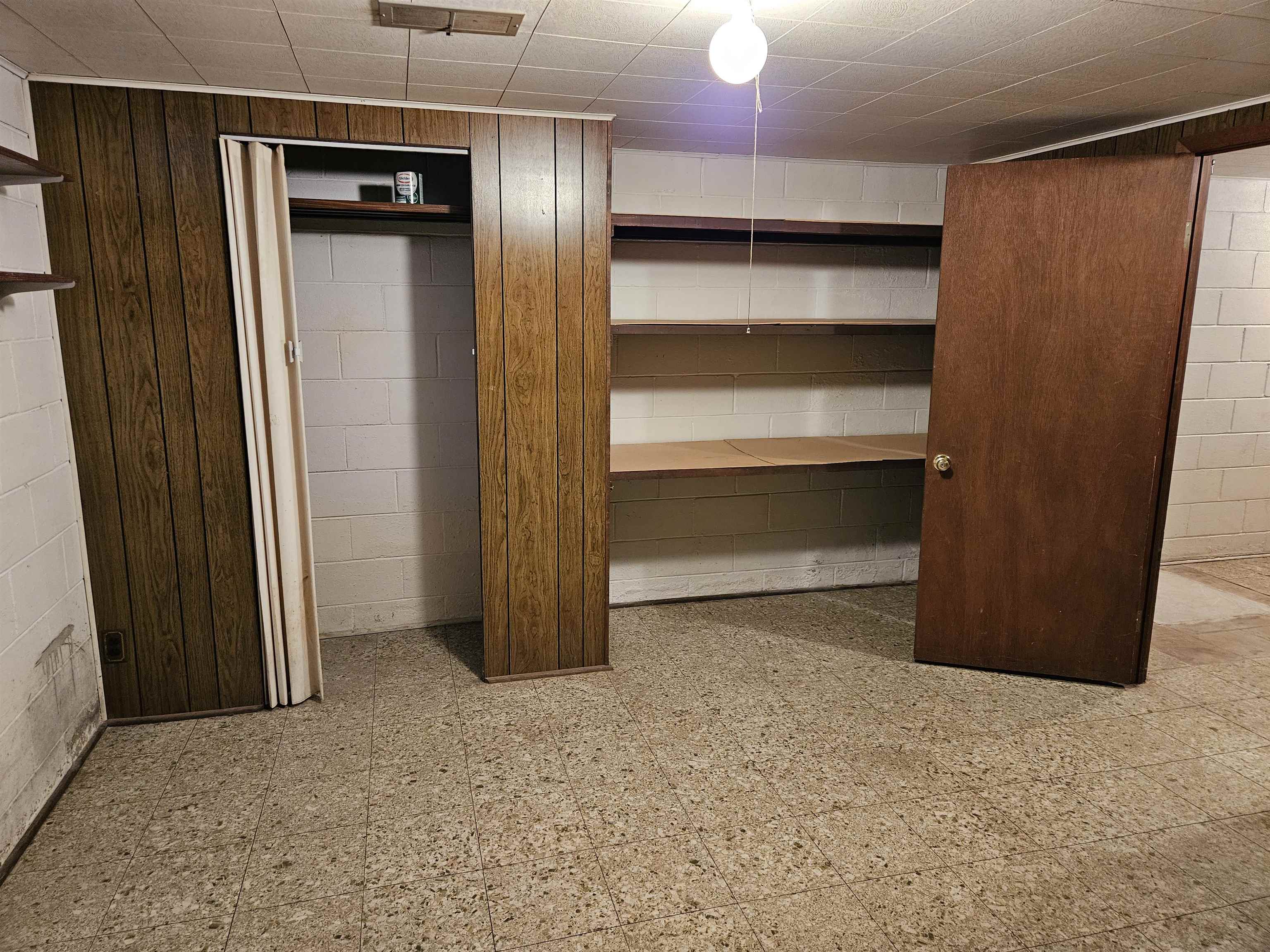 1823 North Alvin Street Appleton, WI 54911 - Photo 37 of 44