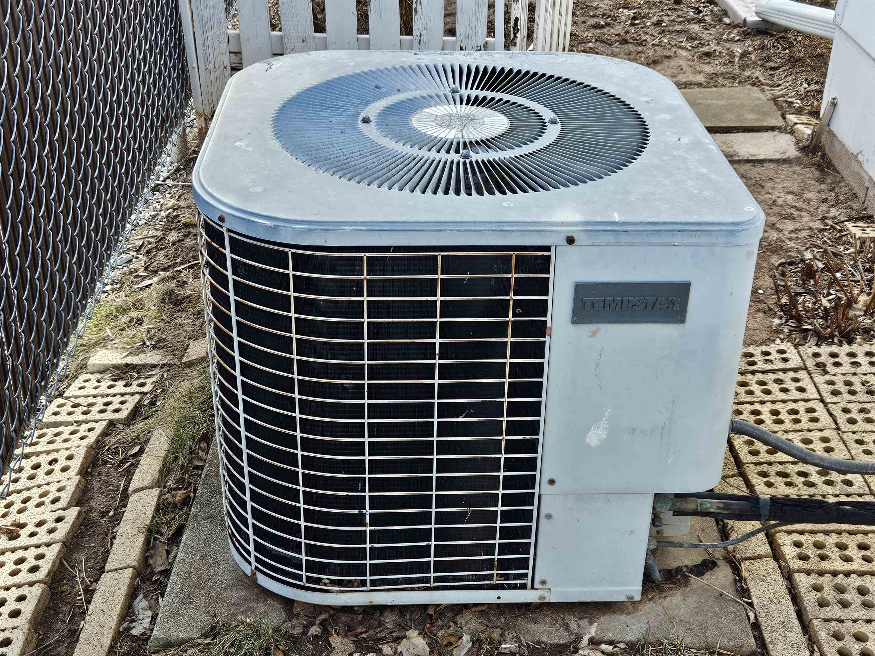 1823 North Alvin Street Appleton, WI 54911 - Photo 38 of 44