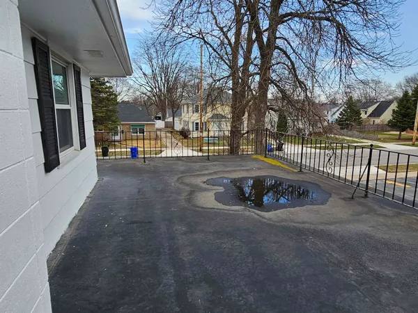 $329,900 | 1823 North Alvin Street, Appleton, WI 54911