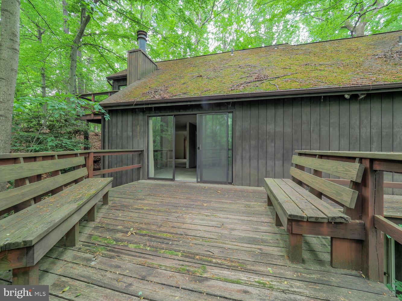 524 Ridge Road Annapolis, MD 21401 - Photo 16 of 58 a view of a wooden deck