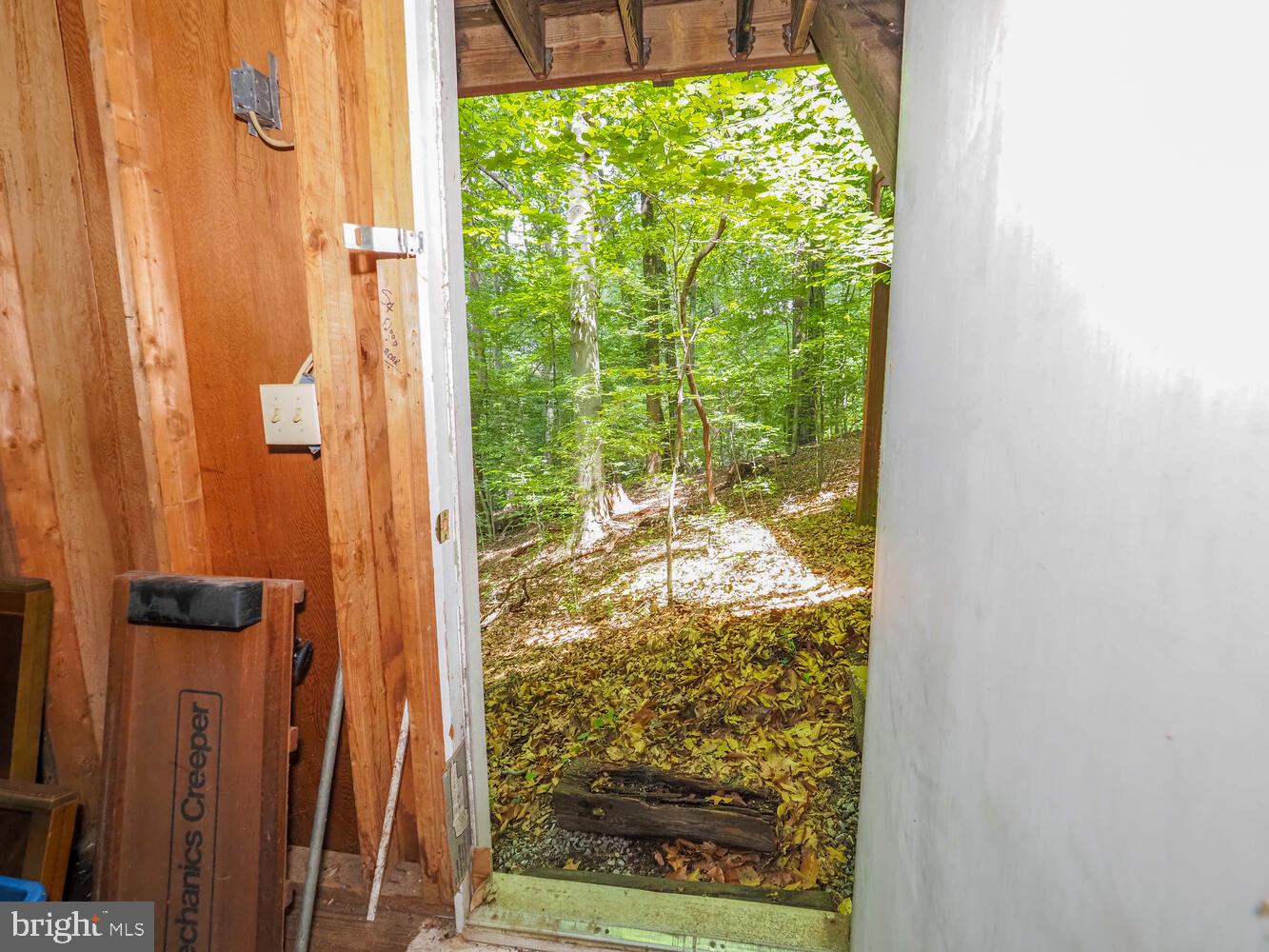 524 Ridge Road Annapolis, MD 21401 - Photo 55 of 58 a view of a entrance