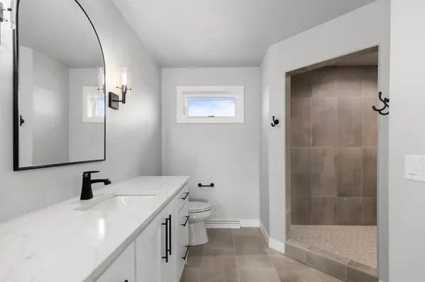 $724,900 | N8872 Galway Lane, Menasha, WI 54952