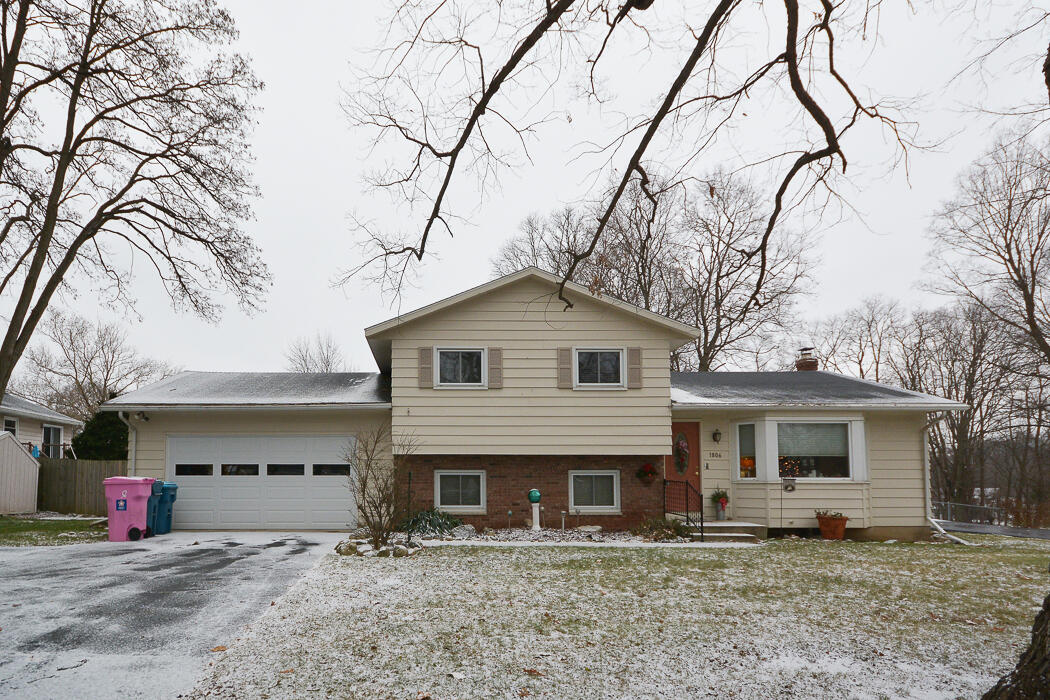 1806 West Kilgore Road Kalamazoo, MI 49008 - Photo 1 of 28 1806wKilgore_01