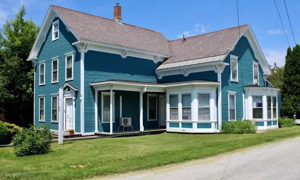 $1,700 | 45 Court Street, Unit B, Middlebury, VT 05753