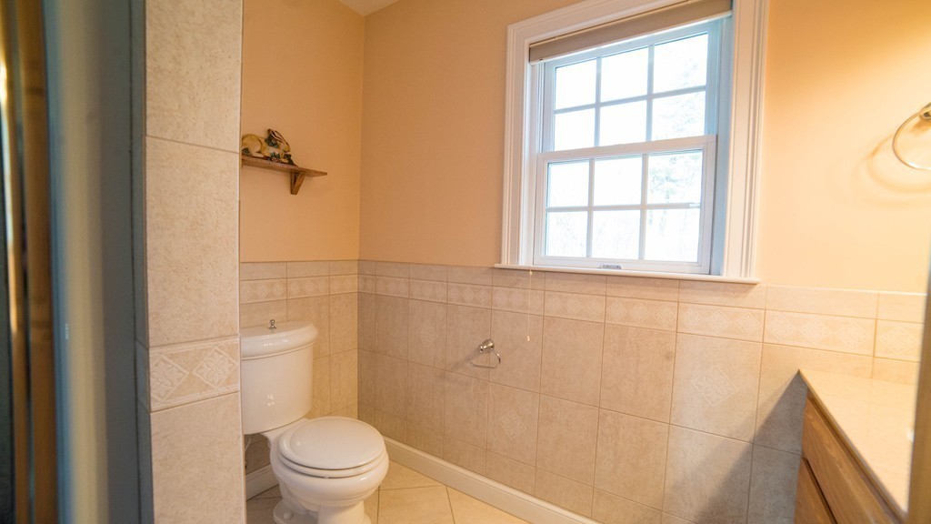75 Spring Street Shrewsbury, MA 01545 - Photo 19 of 30 Gallery Image 19