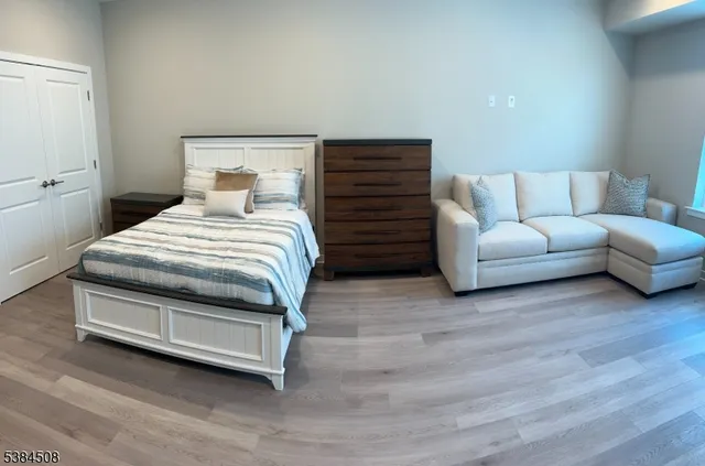 $2,500 | 10 Kings Bridge Road, Unit 206, Fairfield, NJ 07004