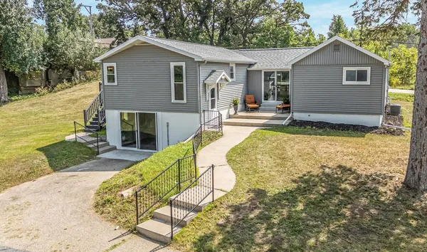 $369,900 | 8772 County Road K, Omro, WI 54963