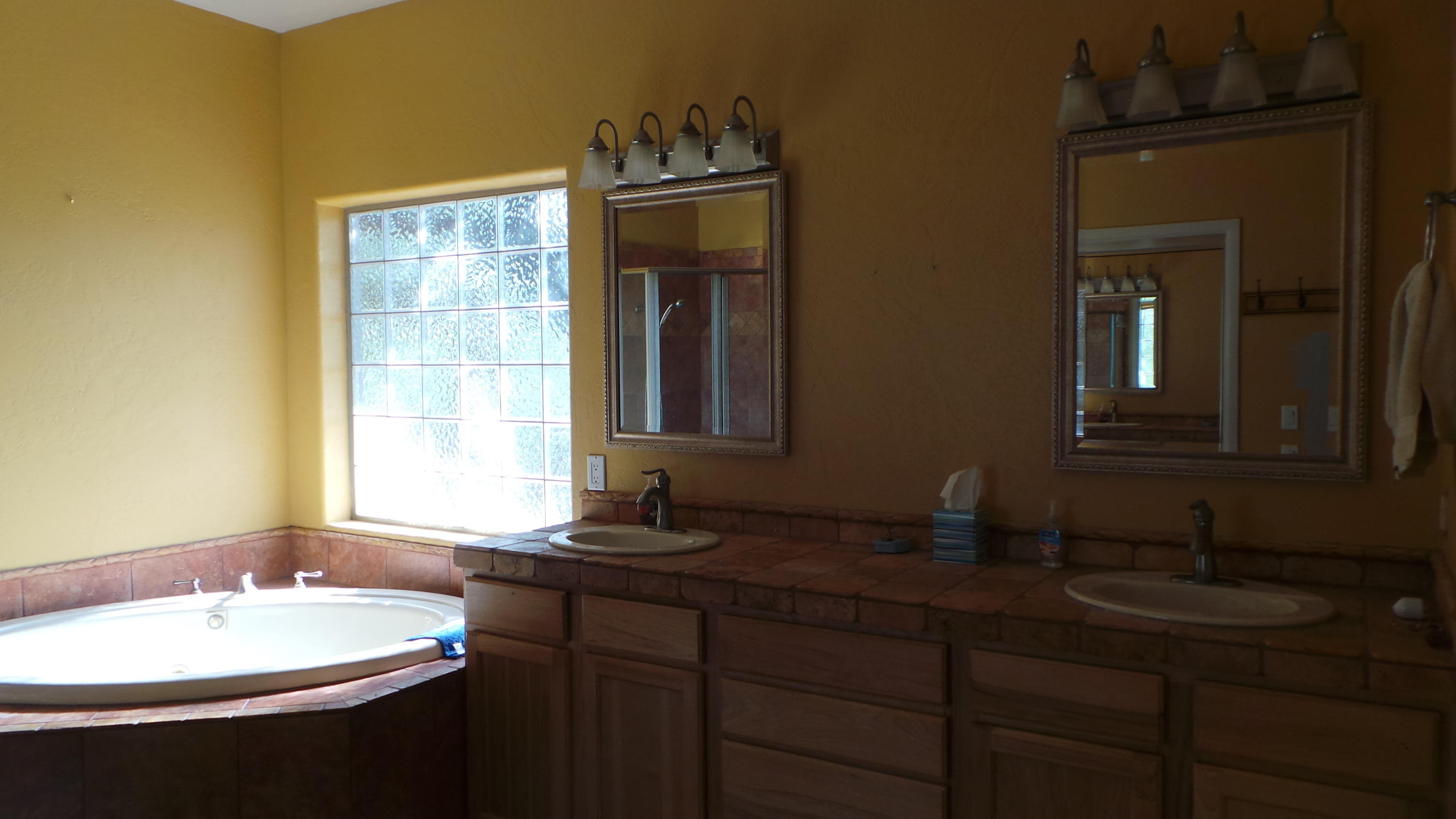 620 Nopal Court Rio Rico, AZ 85648 - Photo 22 of 24 20190829_160115