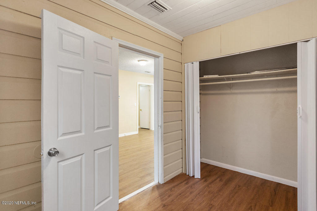 2908 Barrett Road Jacksonville, FL 32246 - Photo 5 of 16 2908 Barrett Rd (5)-SMALL