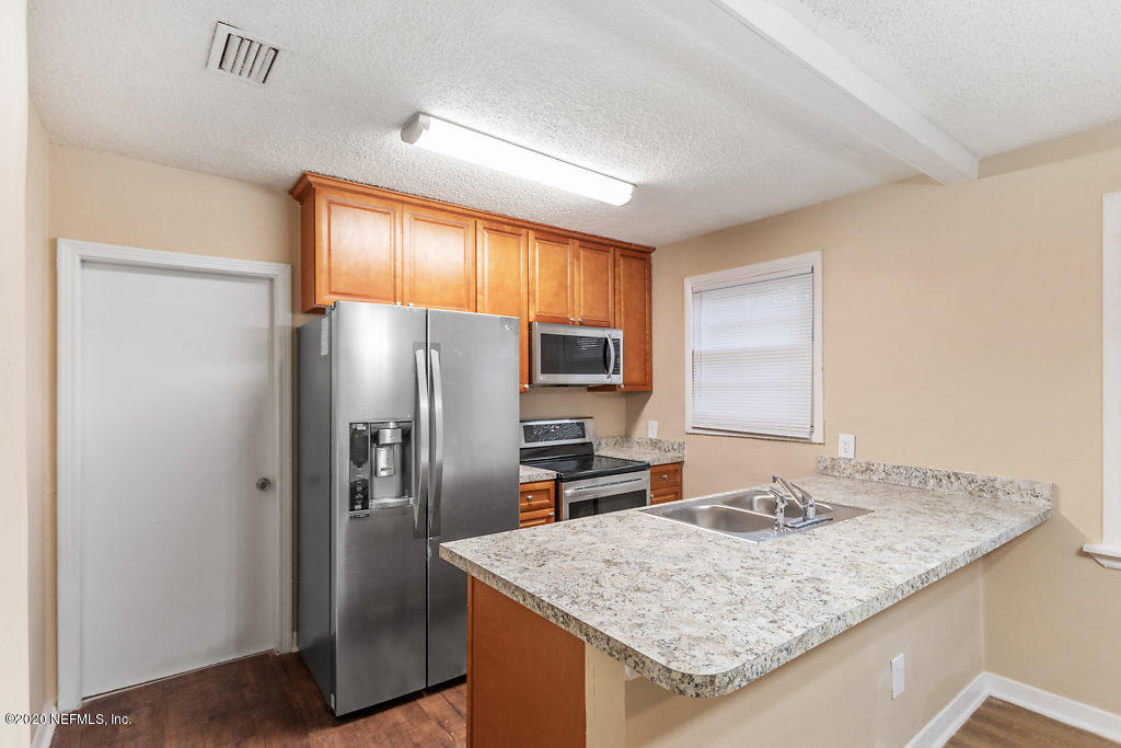 2908 Barrett Road Jacksonville, FL 32246 - Photo 9 of 16 2908 Barrett Rd (9)-SMALL