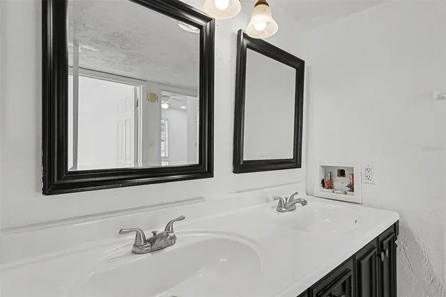 $160,000 | 2535 North Alafaya Trail, Unit 66, Orlando, FL 32826