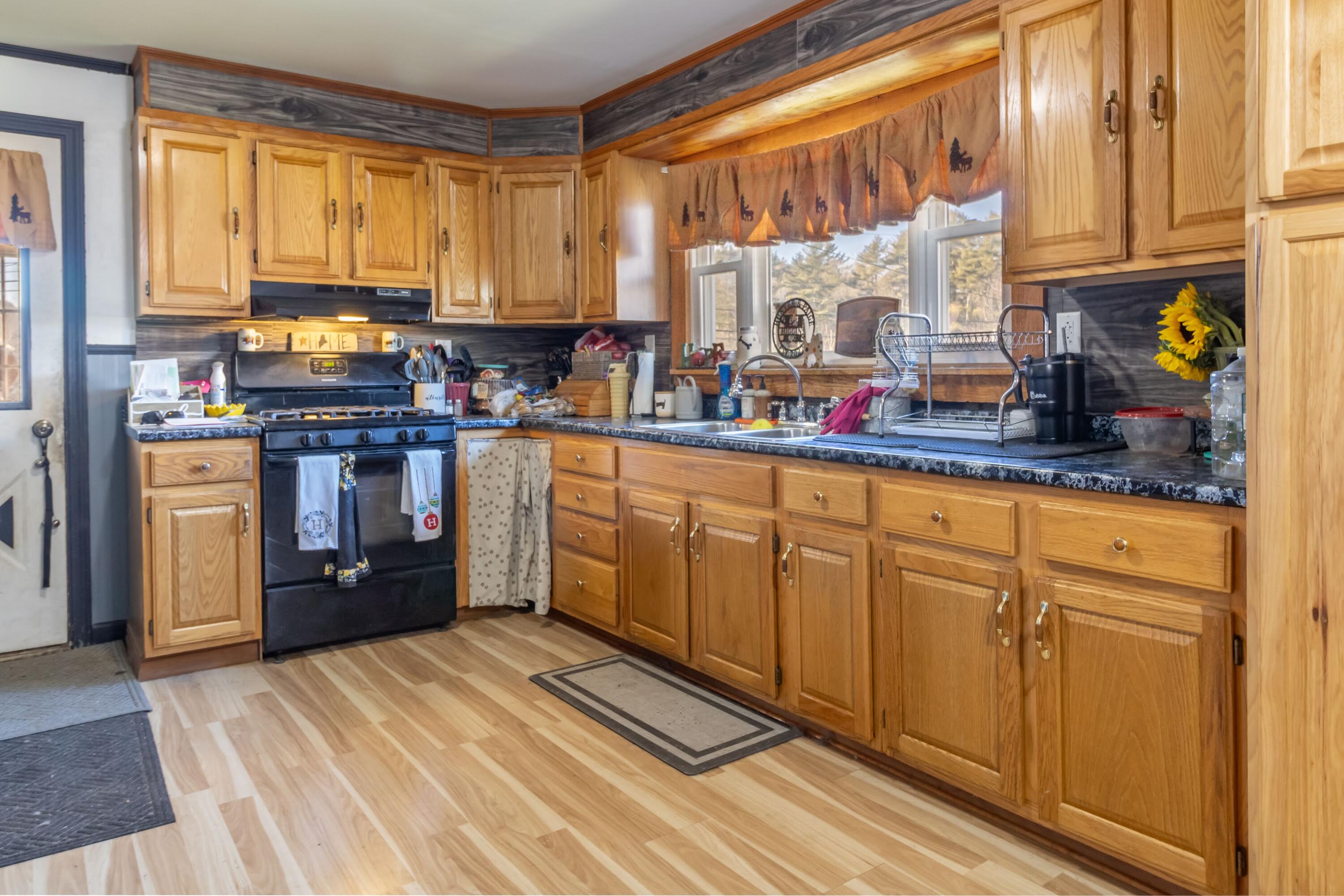 1114 River Road Orrington, ME 04474 - Photo 15 of 37 1114 River Road Interiors-2