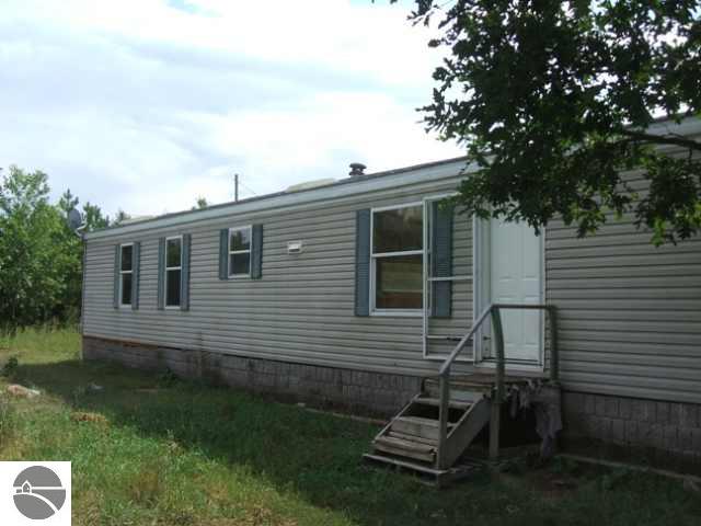 9351 East 12 Road Manton, MI 49663 - Photo 5 of 10 1696642-4.JPG