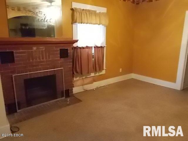 2018 East Richview Road Mount Vernon, IL 62864 - Photo 3 of 9 Gallery Image 3