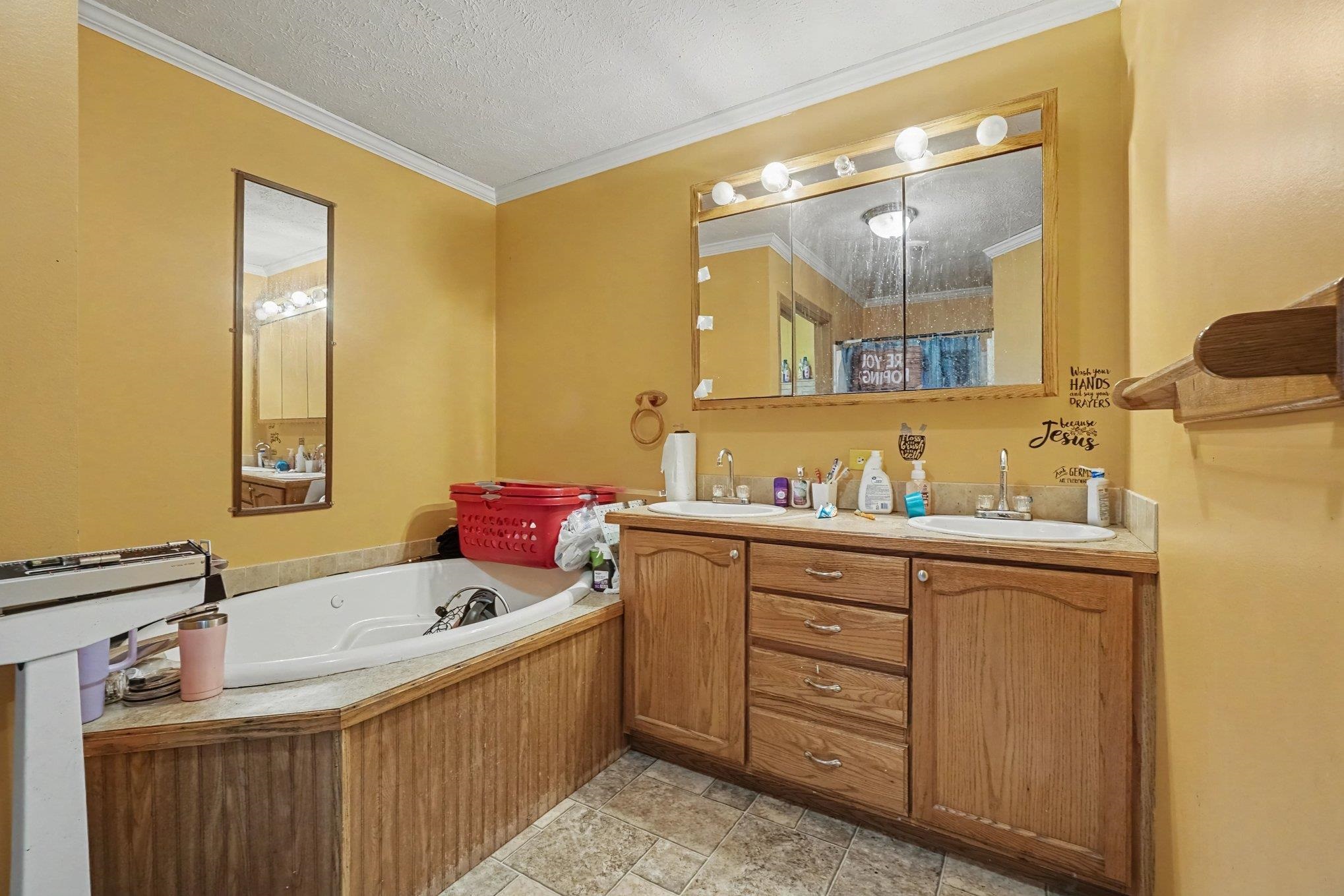 4160 South Geneva Road St. Louis, MI 48880 - Photo 17 of 23 1950004-d0bbf03b-41de-4d52-a85e-c019e1746047.JPG