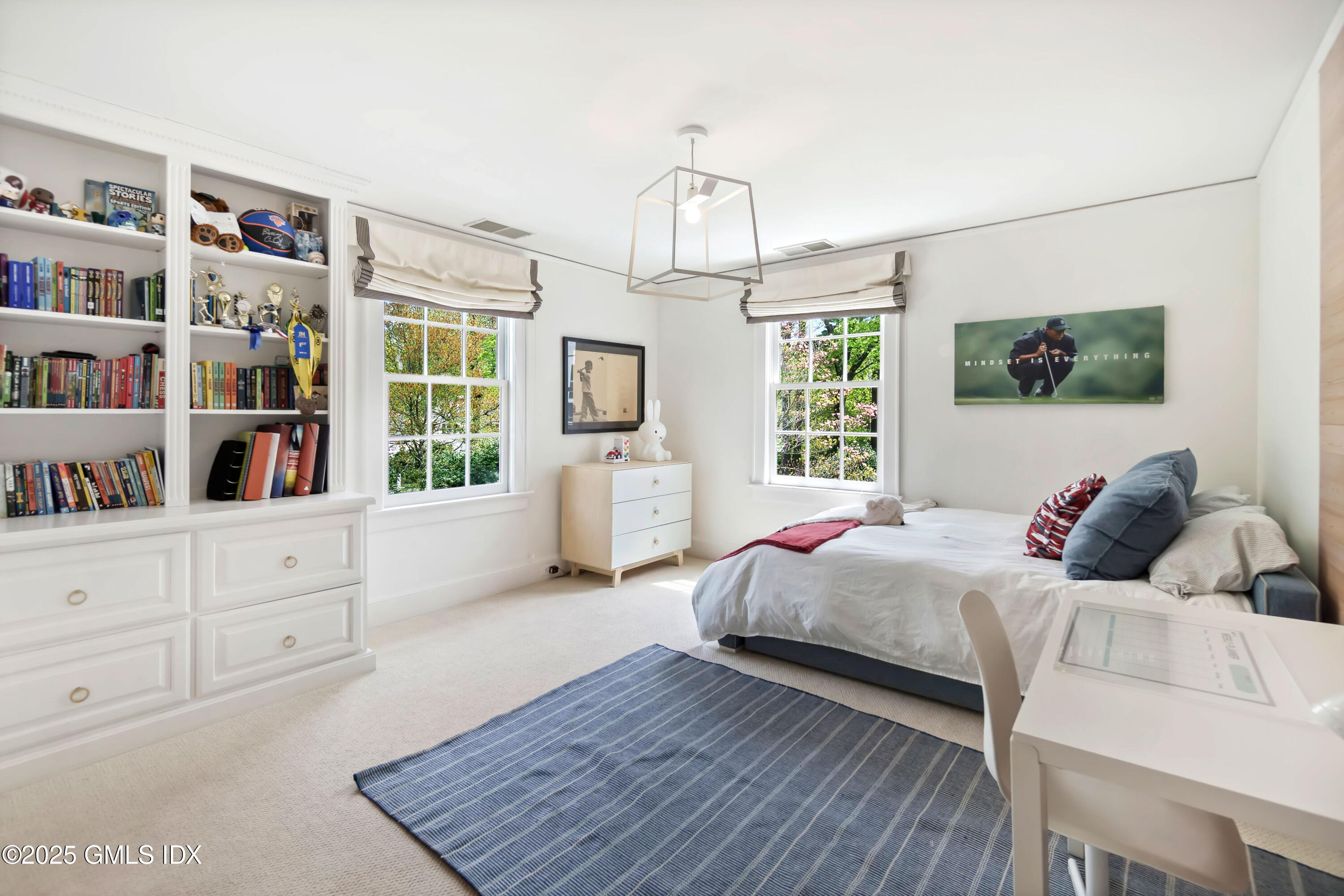 8 Woodside Road Greenwich, CT 06830 - Photo 7 of 10