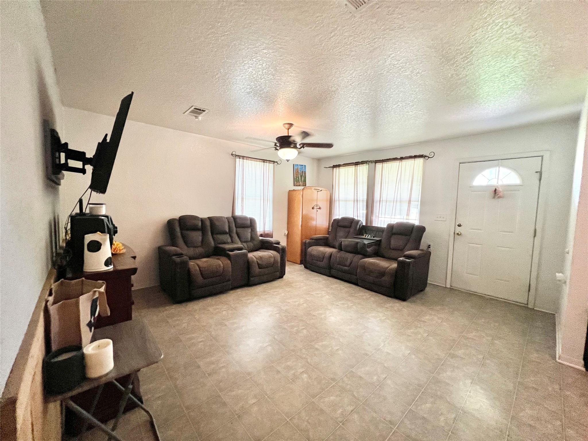 708 East 6th Street Sweeny, TX 77480 - Photo 9 of 14